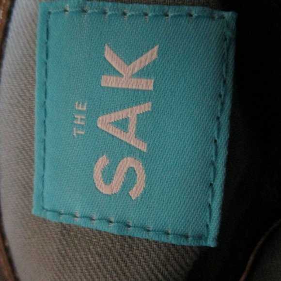 The Sak Gold Leather Shoulder Bag - Picture 15 of 15